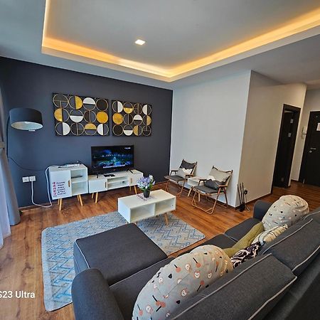 Lovely Vivacity Jazz Suite 2 Cozy Condo 2 Card Lv7 Кучінг Екстер'єр фото