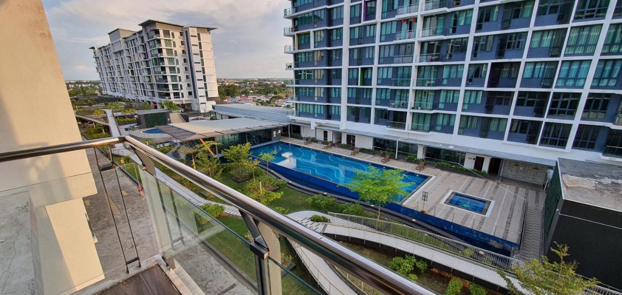 Lovely Vivacity Jazz Suite 2 Cozy Condo 2 Card Lv7 Кучінг Екстер'єр фото
